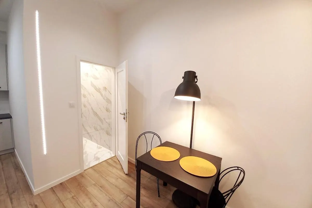 Skawinska Street Apt Krakow 0*,  Polonya